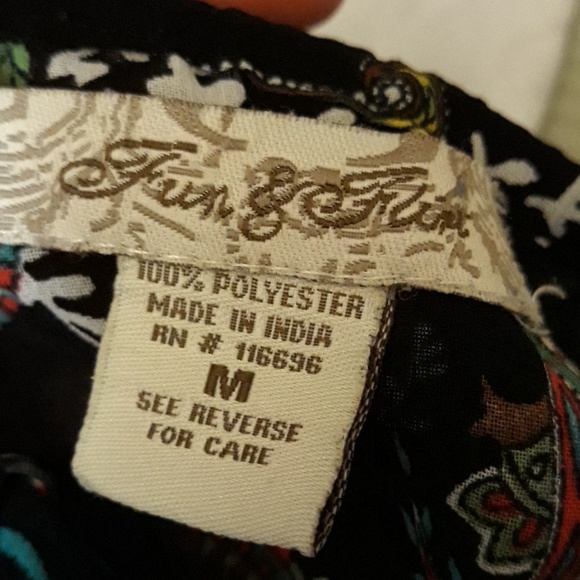 Fun & Flirty Top - Picture 5 of 5